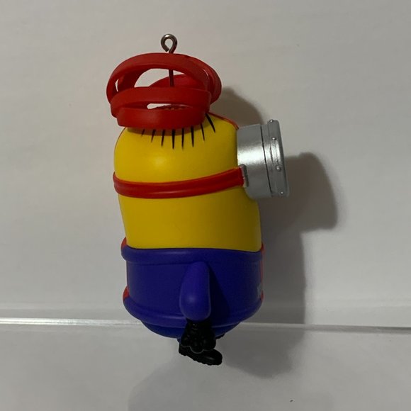 Hallmark Keepsake Christmas Ornament 2023 The Gift Of Stuart Minions Magic Sound - Picture 10 of 12